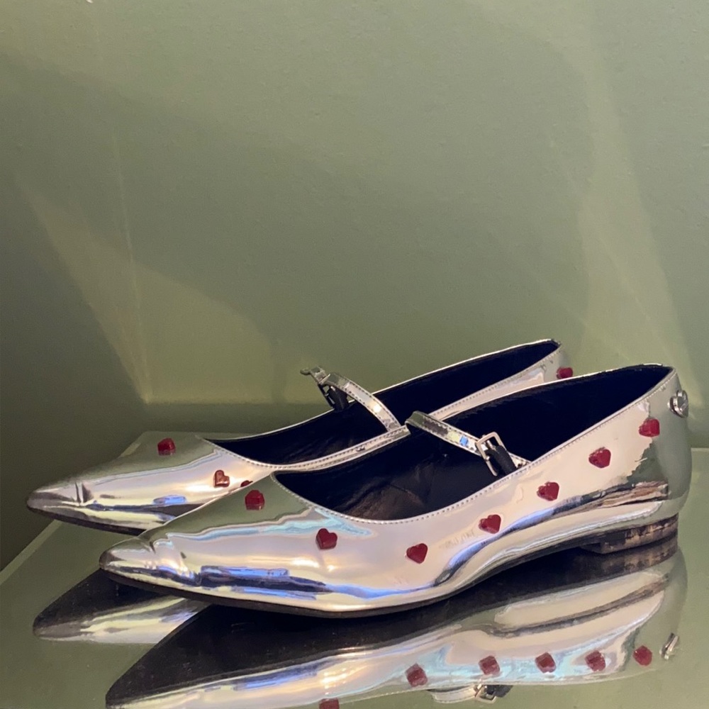 Love moschino heart flats